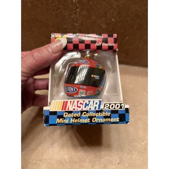 NASCAR 2001  #24 Jeff Gordon Collectible Mini Helmet Christmas Ornament new - Picture 4 of 6